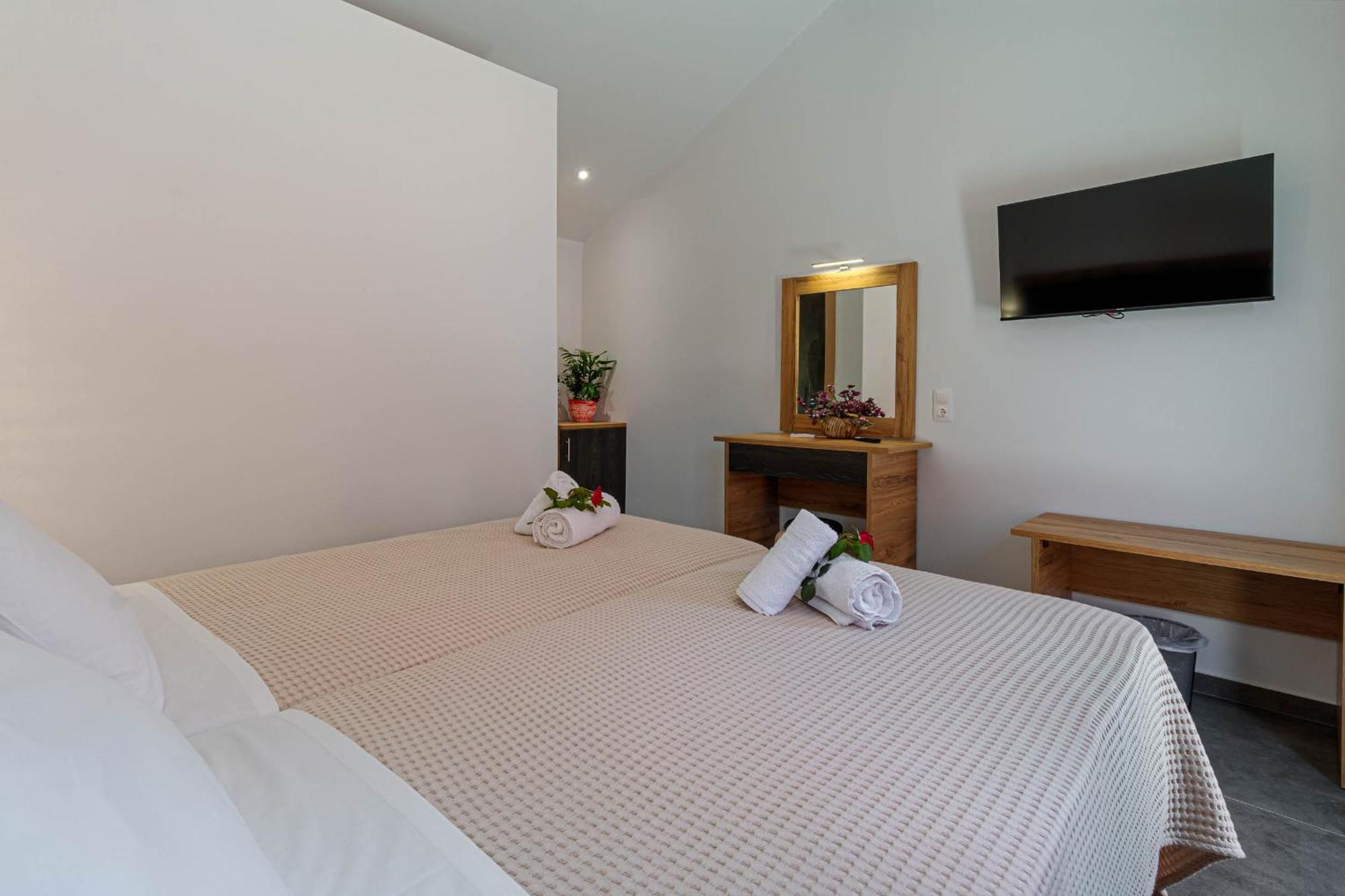 Ionian Arches Hotel Gouvia Phòng bức ảnh